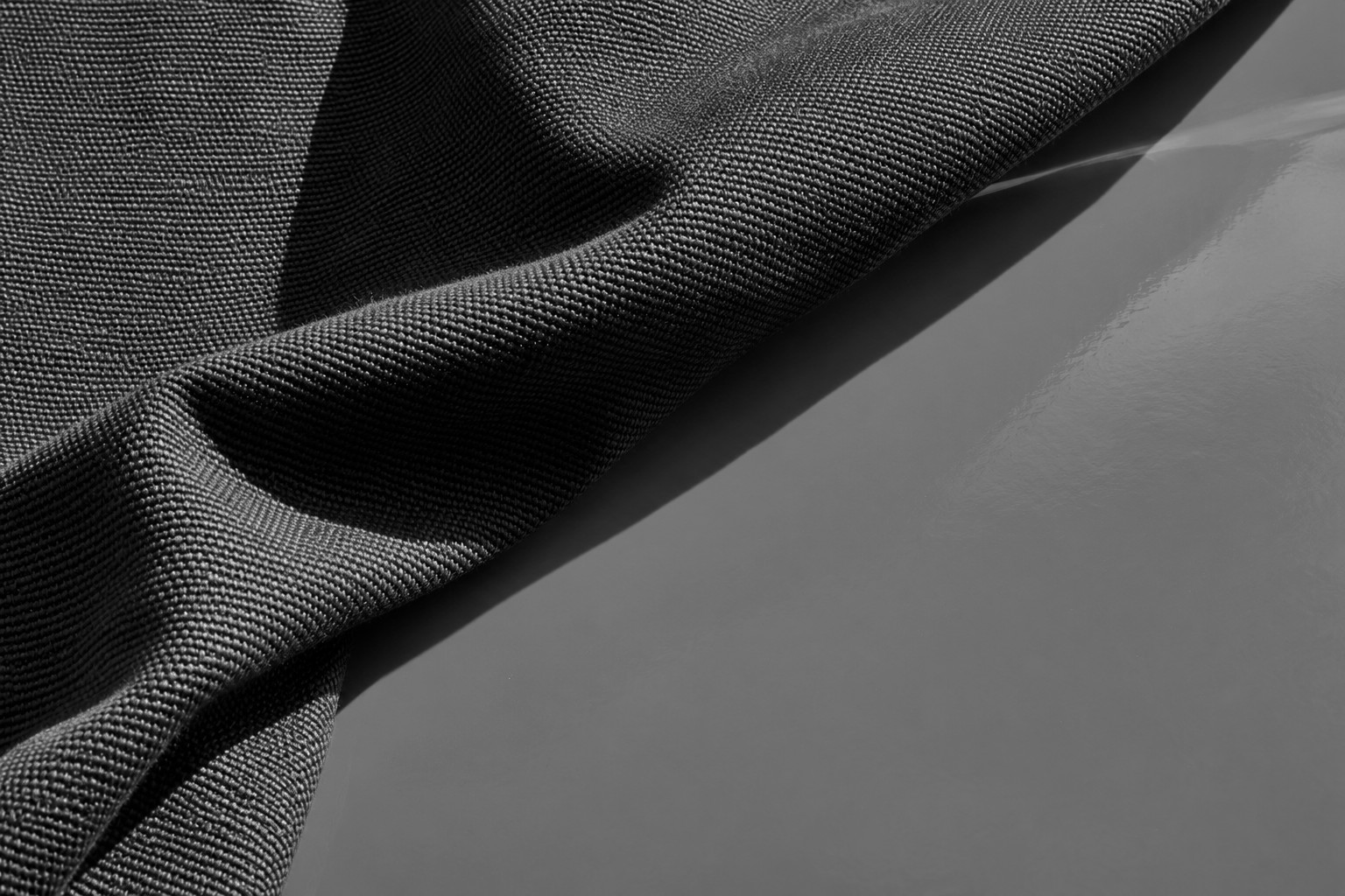 The same photo in monochrome